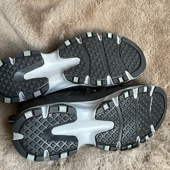 Skechers - Men’s Outdoor / Hiking Shoes - Picture 9 of 11